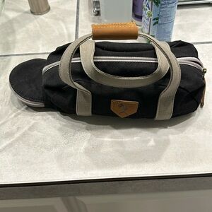 Flagman bathroom travel bag